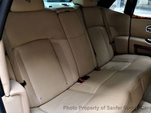 Used 2010 Rolls-Royce Ghost image 35