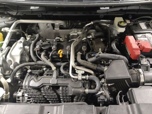 Used 2023 Mitsubishi Outlander SE image 30