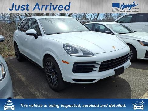 Used 2020 Porsche Cayenne SUV image 1