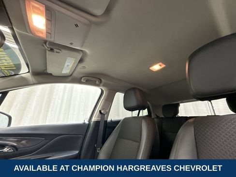 Used 2022 Buick Encore Preferred w/ Safety Package image 25