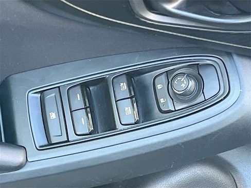Used 2019 Subaru Impreza 2.0i w/ Eyesight image 17