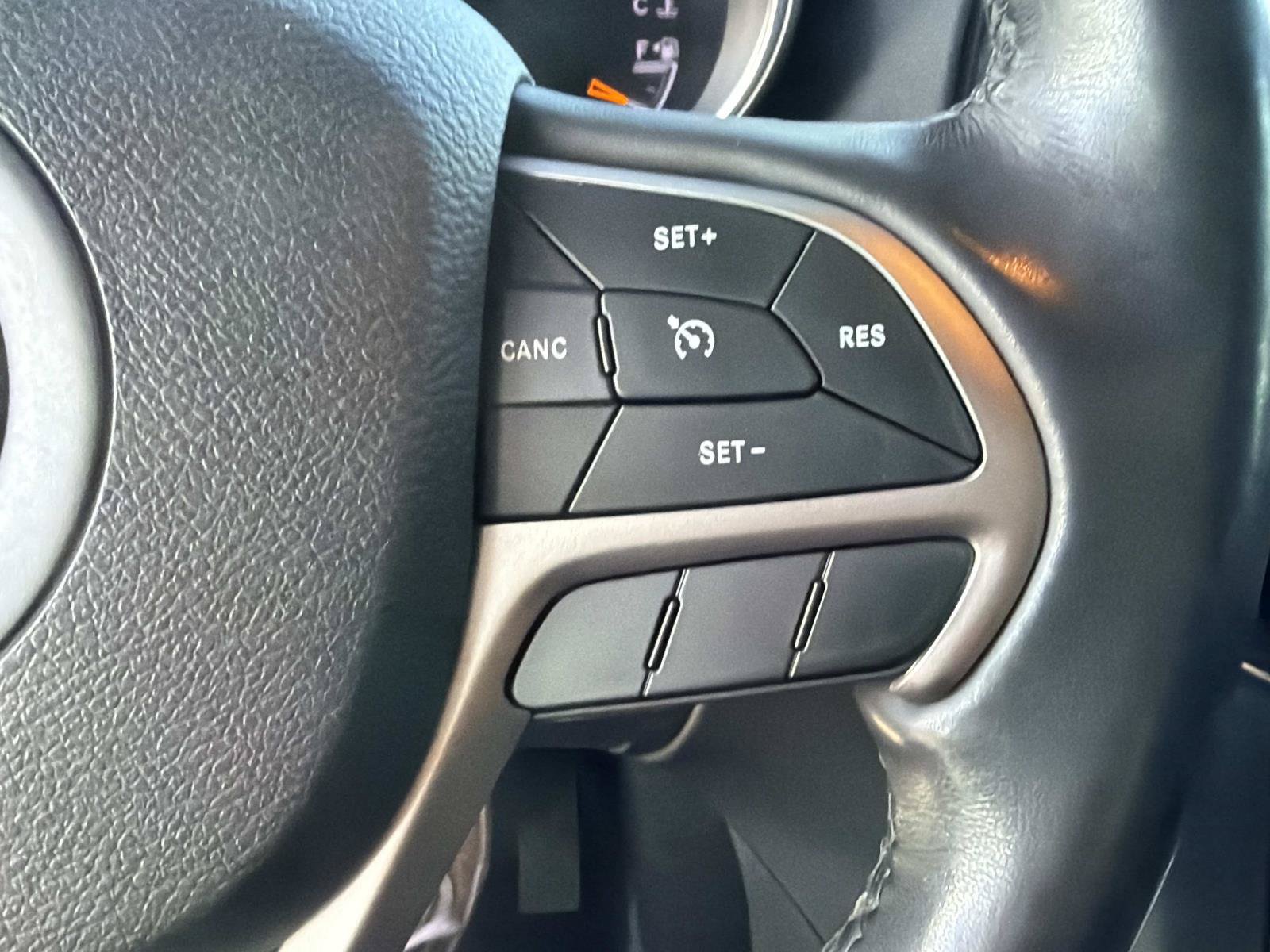 Used 2021 Jeep Grand Cherokee Limited RWD image 26
