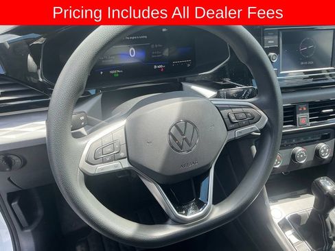 Used 2022 Volkswagen Taos S FWD image 12