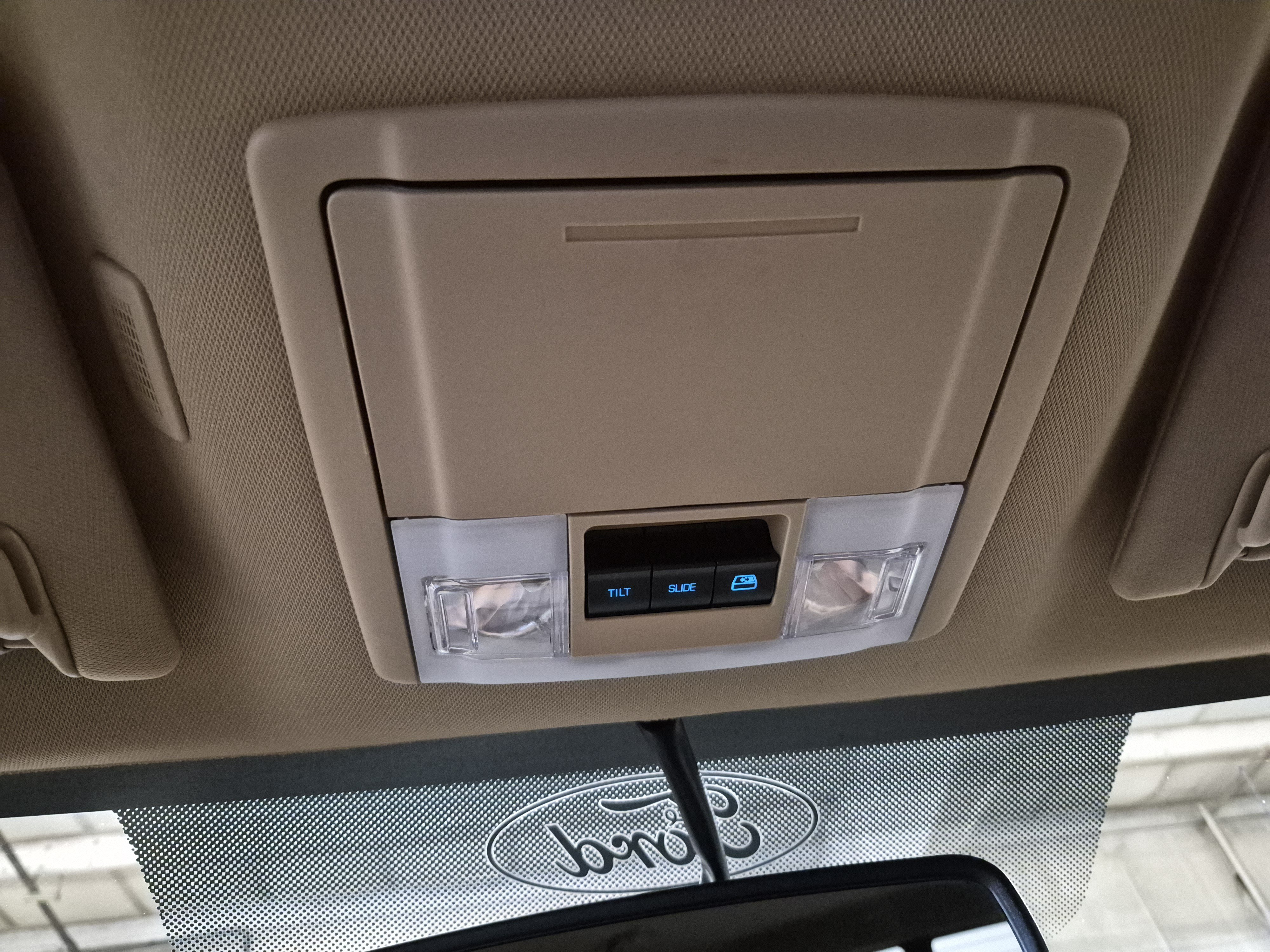Used 2014 Ford F150 King Ranch w/ King Ranch Luxury Package AWD/4WD image 41