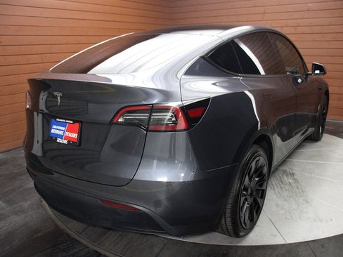 Used 2023 Tesla Model Y Long Range image 7