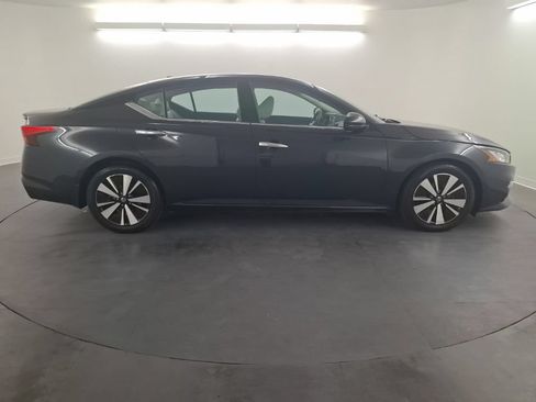Used 2020 Nissan Altima 2.5 SL FWD image 8