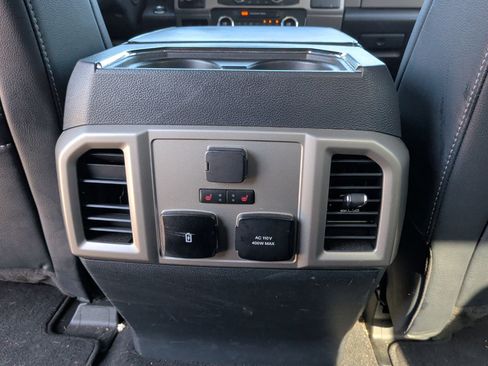 Used 2022 Ford F250 Lariat w/ Tremor Off-Road Package AWD/4WD image 15
