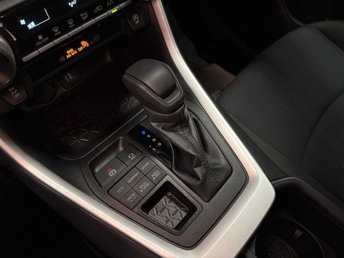 Used 2023 Toyota RAV4 LE image 28