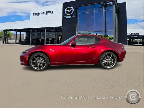 Used 2021 MAZDA MX-5 Miata RF Grand Touring image 3