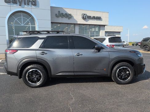 Used 2023 Nissan Pathfinder Rock Creek AWD/4WD image 8