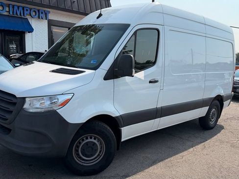 Used 2023 Mercedes-Benz Sprinter 2500 image 1