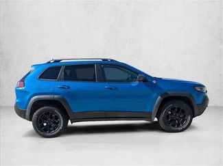 Used 2019 Jeep Cherokee Trailhawk w/ Comfort/Convenience Group video 4