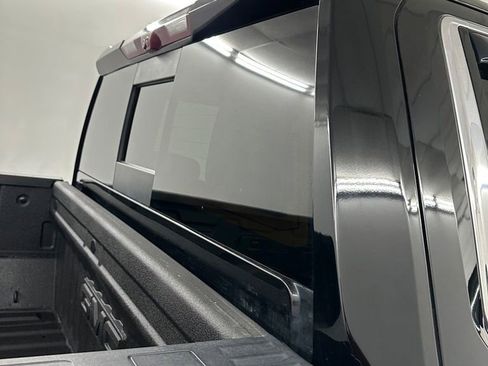 Used 2020 GMC Sierra 2500 SLT w/ SLT Premium Plus Package AWD/4WD image 32
