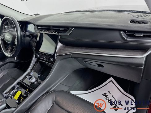 Used 2021 Jeep Grand Cherokee L Limited w/ Luxury Tech Group II image 33