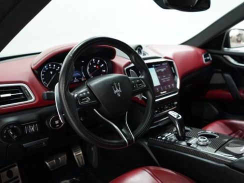 Used 2022 Maserati Ghibli Trofeo image 14