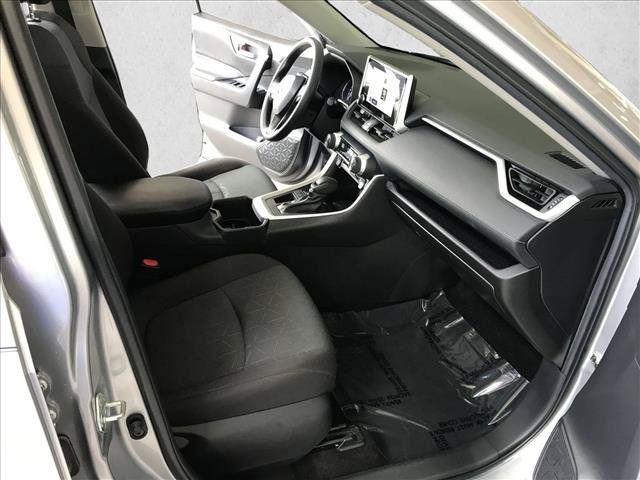 Used 2023 Toyota RAV4 XLE w/ Convenience Package FWD image 21