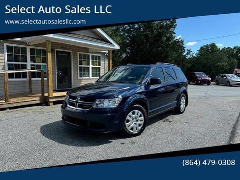 Used 2019 Dodge Journey SE image 1