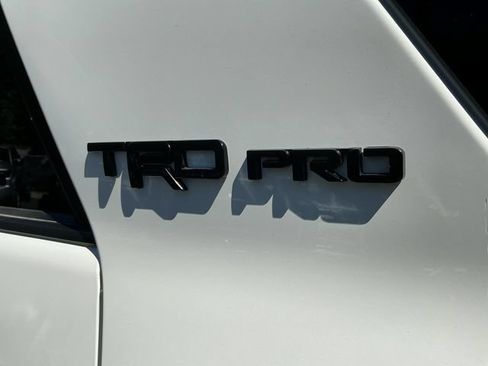 Used 2016 Toyota 4Runner TRD Pro AWD/4WD image 28