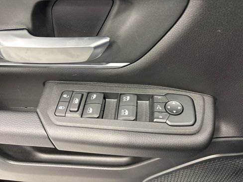 New 2026 RAM 1500 4x4 Crew Cab image 30