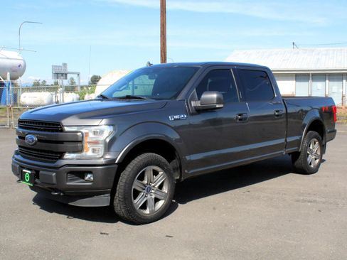 Used 2018 Ford F150 Lariat w/ Equipment Group 502A Luxury AWD/4WD image 3