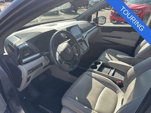 Used 2023 Honda Odyssey Touring image 14
