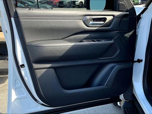 New 2026 Nissan Armada SV AWD/4WD image 41