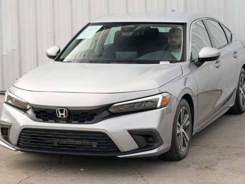 Used 2024 Honda Civic LX image 41