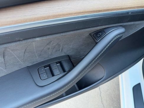 Used 2021 Tesla Model 3 Long Range AWD/4WD image 20