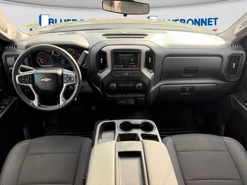 Used 2022 Chevrolet Silverado 1500 Custom w/ Safety Confidence Package RWD image 12