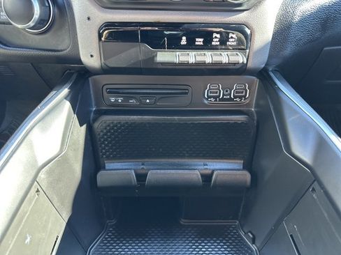 Used 2019 RAM 1500 Big Horn image 18