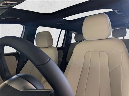 Certified 2026 Mercedes-Benz GLB 250 4MATIC image 14