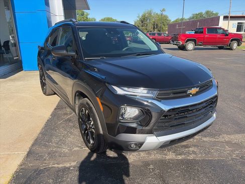 Used 2023 Chevrolet TrailBlazer LT w/ Convenience Package AWD/4WD image 5