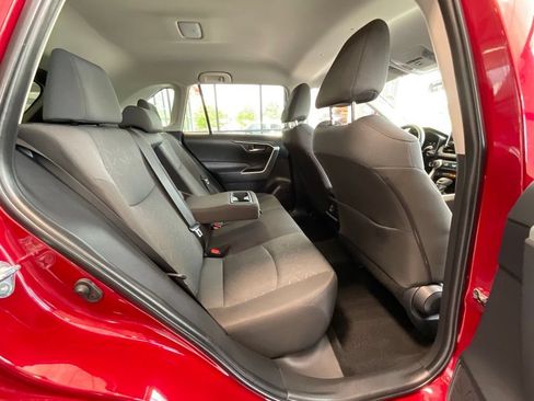 Certified 2025 Toyota RAV4 XLE AWD/4WD image 19