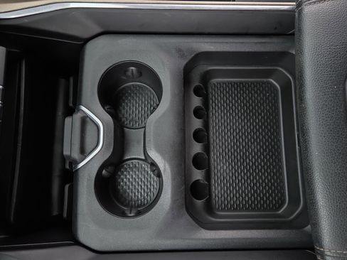 Used 2020 RAM 1500 Laramie AWD/4WD image 33