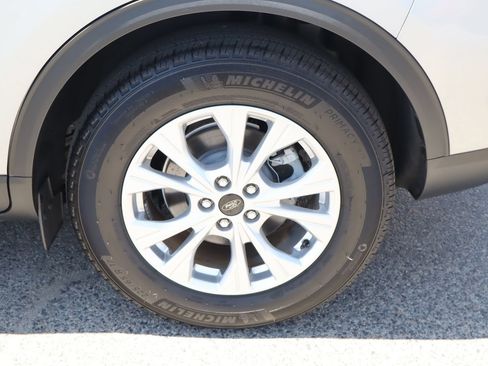 Used 2024 Ford Escape Active w/ Tech Pack #2 FWD image 13
