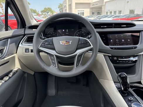 New 2026 Cadillac XT5 Premium Luxury w/ Driver Assist Package FWD image 17