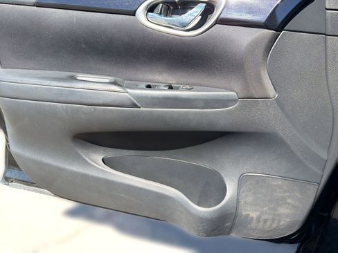 Used 2017 Nissan Sentra SV image 20