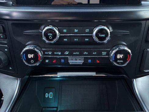 Used 2021 Ford F150 Platinum image 17