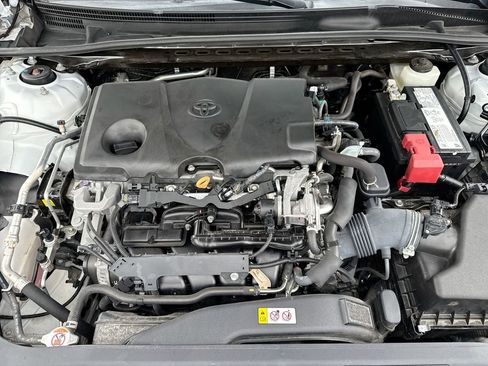 Used 2020 Toyota Camry XSE image 25