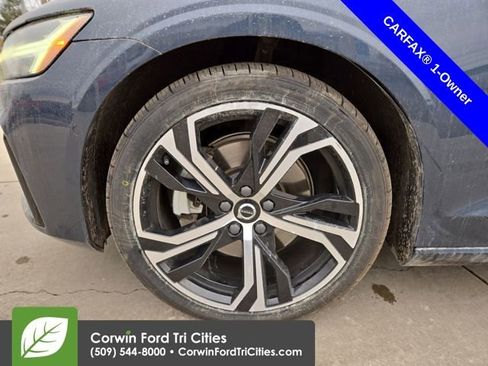 Used 2024 Volvo S60 B5 Plus image 7