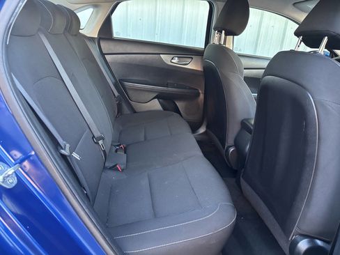 Used 2019 Kia Forte LXS image 18