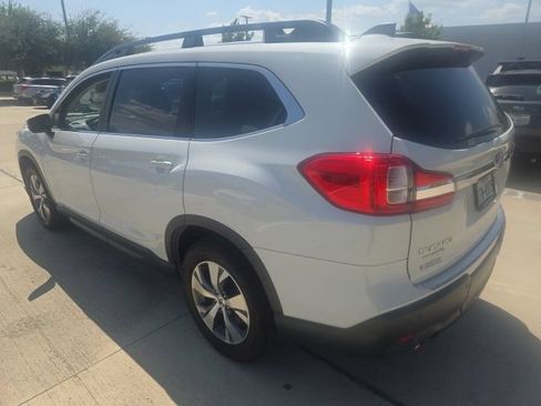 Used 2020 Subaru Ascent Premium w/ Convenience Package AWD/4WD image 4