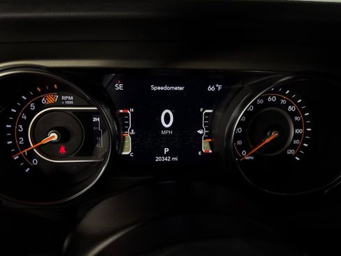 Certified 2023 Jeep Wrangler Unlimited Sahara w/ Safety Group AWD/4WD image 16