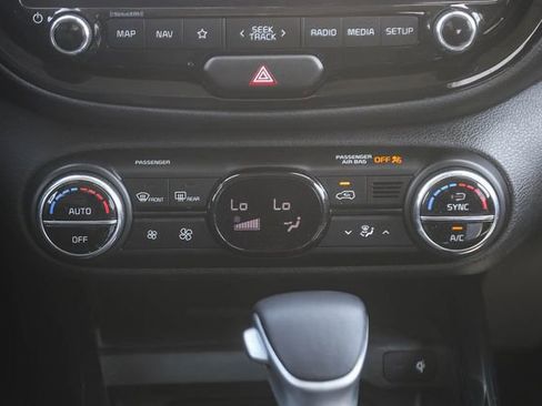 Certified 2023 Kia Soul GT-Line FWD image 15