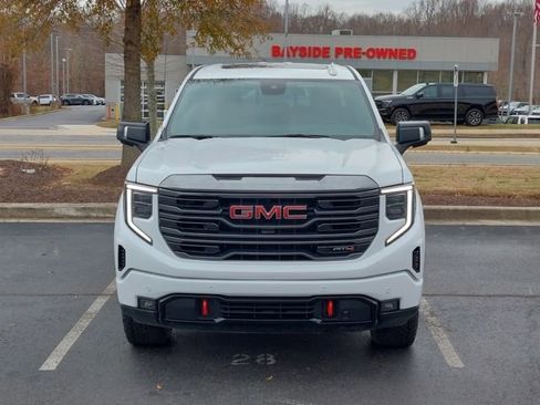 Used 2023 GMC Sierra 1500 AT4 w/ AT4 Preferred Package image 5