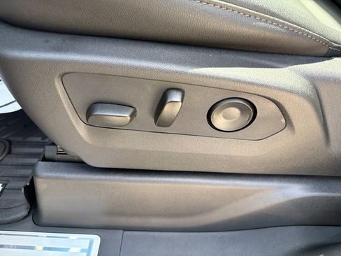 Used 2026 Chevrolet Silverado 1500 LTZ AWD/4WD image 22