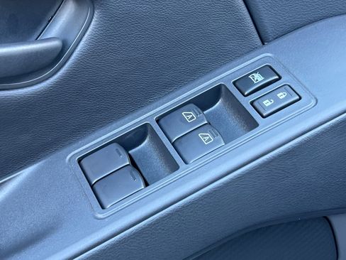 New 2026 Nissan Frontier S image 13