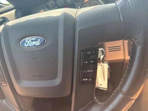 Used 2010 Ford F150 4x4 SuperCrew image 19