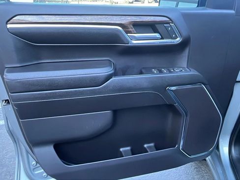 Used 2024 GMC Sierra 1500 Elevation image 15