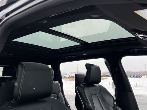 Used 2024 Jeep Grand Cherokee L Overland w/ Advanced Protech Group III image 33